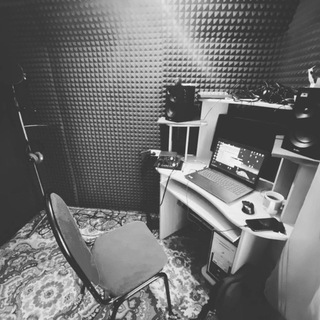 Логотип @kranogradfm - Краноград FM