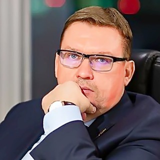 Логотип @krasnovdmitri - Говорит КрасноV
