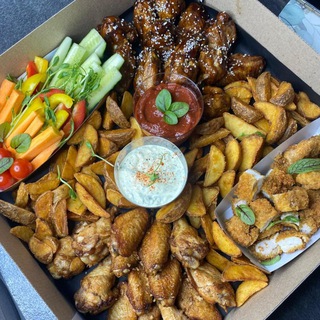 Логотип @kri306 - Фуршеты и гастробоксы