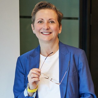 Логотип @krilebedeva - Кристина Лебедева