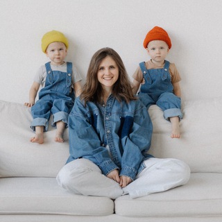 Логотип @kris_and_twins - Крис & Co