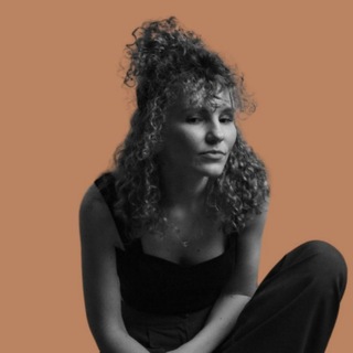 Логотип @kris_nekataeva - Еще один кудрявый урбанист