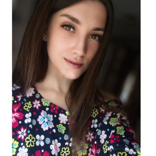 Логотип @kris_v_dele - Крис в деле 📱🍋