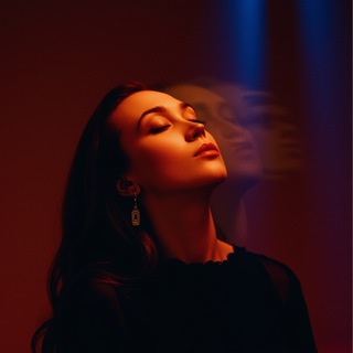 Логотип @krispodushe - Крис • нейросети | AI Creator & Producer