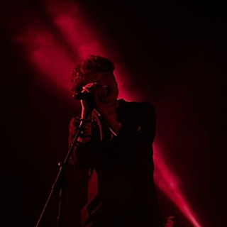 Логотип @krisreymond - мёртвый рассвет