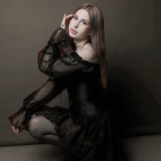 Логотип @kristi_krisss - Мама Крис 🤍