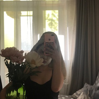 Логотип @kristina0_0 - Kri$tiна o_o