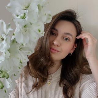 Логотип @kristina_hananeina - привет, есть минутка?