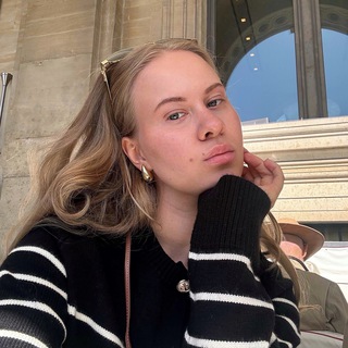 Логотип @kristinaavos - Kristina V