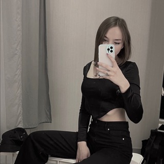 Логотип @kristinakrisssssss - я крис <3