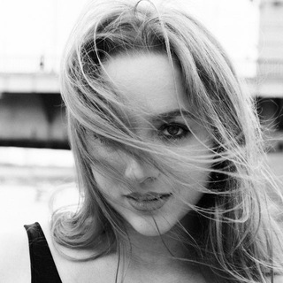 Логотип @kristinakurmanina - Kristina Kurmanina