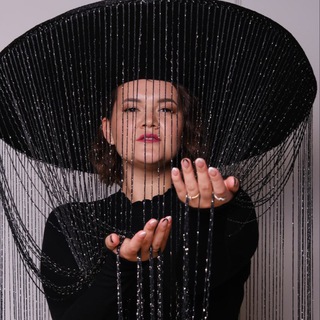 Логотип @kristinalipovik - Кристина Липовик {канал}