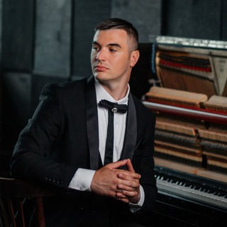 Логотип @krivenkoadamov - Semion Krivenko-Adamov