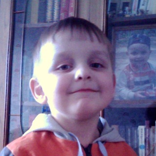 Логотип @krolikmun - Мун [0]