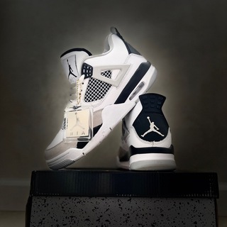 Логотип @kros37 - Кроссовки 💥