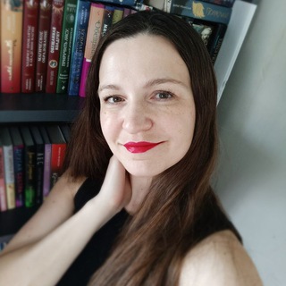 Логотип @kseniya_cherries_writer - Книги с Ксюшей 📚