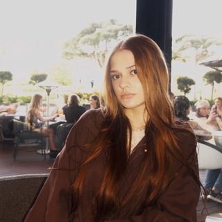 Логотип @kseniyaevteeva - ks/chat