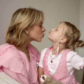 Логотип @kseniyshhh - Заметки Евсешиной мамы