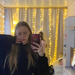 Логотип @ksksenkaaa - дурашка🫨