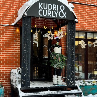 Логотип @kudruclub - The Kudri Club