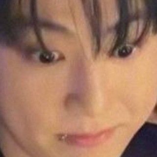 Логотип @kukarek21 - hyyh