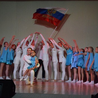 Логотип @kult_gornyak - ДК Горняк #культура в массы#