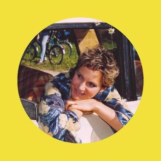 Логотип @kuriercka - Курьерка 🚘