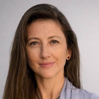 Логотип @kurmanna - Анна Курманова | йога-наставник