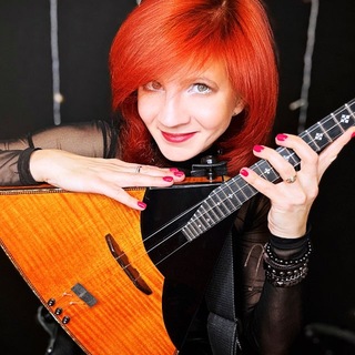 Логотип @ladybalalaika - Lady Balalaika | Леди Балалайка