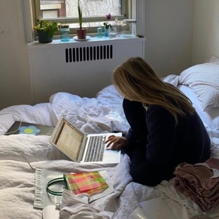 Логотип @ladyxmelling - 𝒀𝑶𝑼𝑹 𝑴𝑶𝑻𝑰𝑽𝑨𝑻𝑰𝑶𝑵 Chat