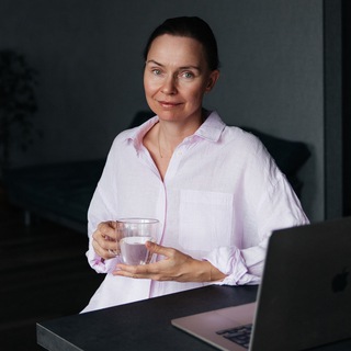 Логотип @lanakarlen - Лана Карлен