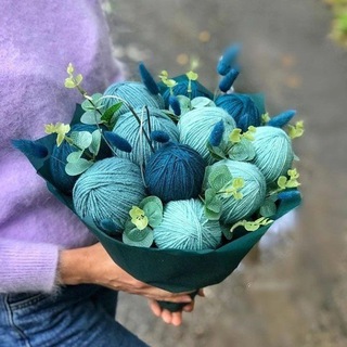 Логотип @lanastorehandmade - МИР вязанных изделий 🧶 рукоделие 🧶 творчество 🧶