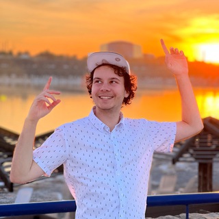 Логотип @languagesmax - Languages Max