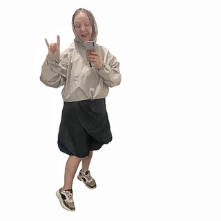 Логотип @larageniy - Лара.Гений