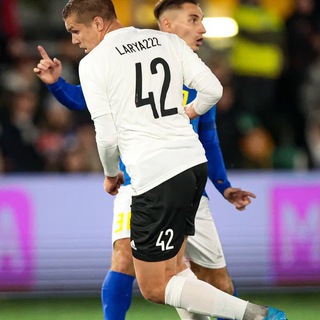 Логотип @larikintop - Larik in top🔝