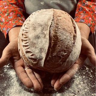 Логотип @larisskharitonova - ХЛЕБ НА ЗАКВАСКЕ от Ларисы Харитоновой