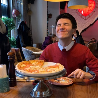 Логотип @latern1 - Hey, Andreeeey!