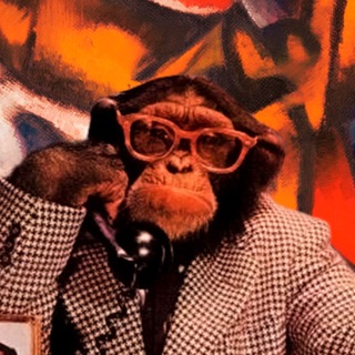 Логотип @laterweshallsee - valentin later