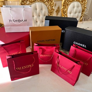 Логотип @laurabayer - ⚜️ Bayer Laura ⚜️