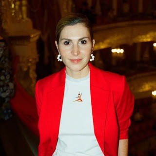 Логотип @lauradjagadiary - Дневник Лауры Д