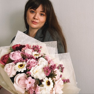 Логотип @lavkalirose - lavkaLirose•мыльные розы•Самара