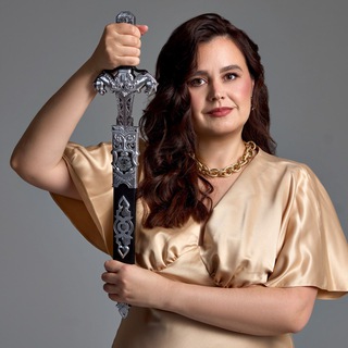 Логотип @lawstoryim - Подруга Фемиды