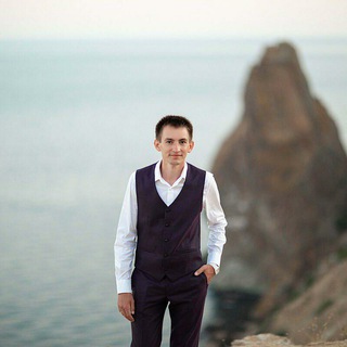 Логотип @lawwwonline - Юрбудни 👨‍🎓