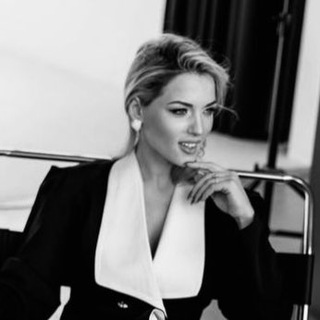 Логотип @lawyerforstartup - Быкова Светлана IT юрист