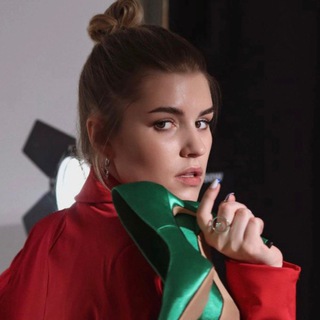 Логотип @lebedarya - Даша про деньги на бьюти