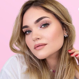 Логотип @lebedeva_dari_live - Dasha Lebedeva ✨ макияж/косметика/бьюти/скидки