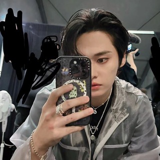 Логотип @leeknowcat - ли минхо милашка