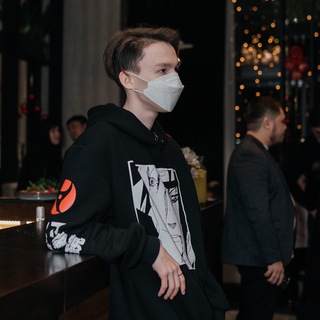 Логотип @leeshka_official - МОБИЛОГРАФ | ВИДЕОГРАФ | СММ