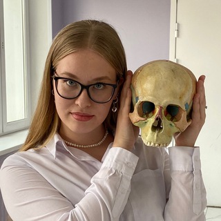 Логотип @lefuturedoctor - 𝐹𝓊𝓉𝓊𝓇𝑒𝒟𝑜𝒸𝓉𝑜𝓇 🧪🥼