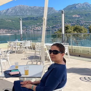 Логотип @lehrerin_elena_kushnir - Немецкий для nicht-перфекционистов